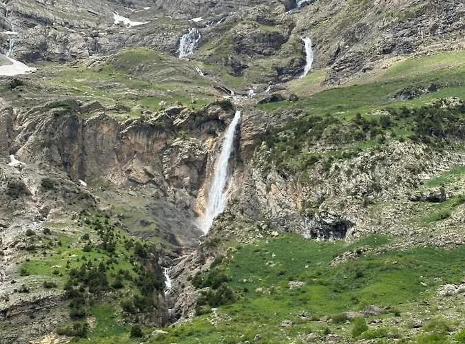 Acogedor Pineta * 别尔萨