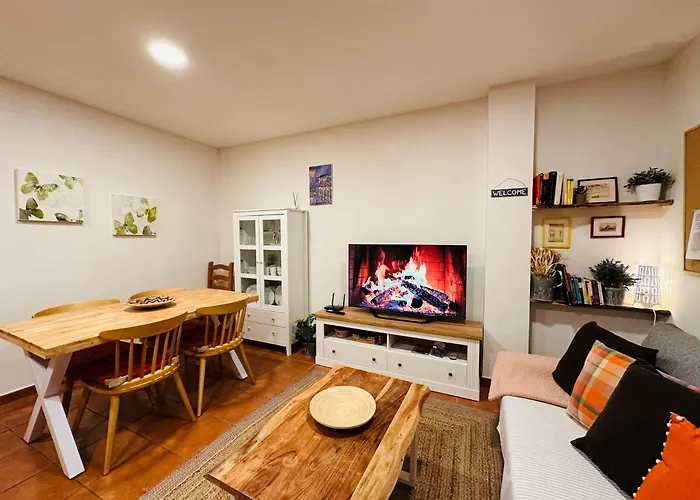 Acogedor Pineta 公寓 *